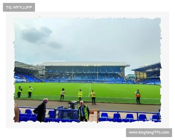 英超球迷文化探秘:激情、传统与现代化的完美融合 英超球迷文化探秘:激情、传统与现代化的完美融合