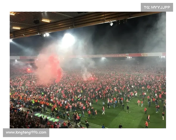 德甲球迷激情四溢 球场内外的热血氛围与文化探索 德甲球迷激情四溢 球场内外的热血氛围与文化探索